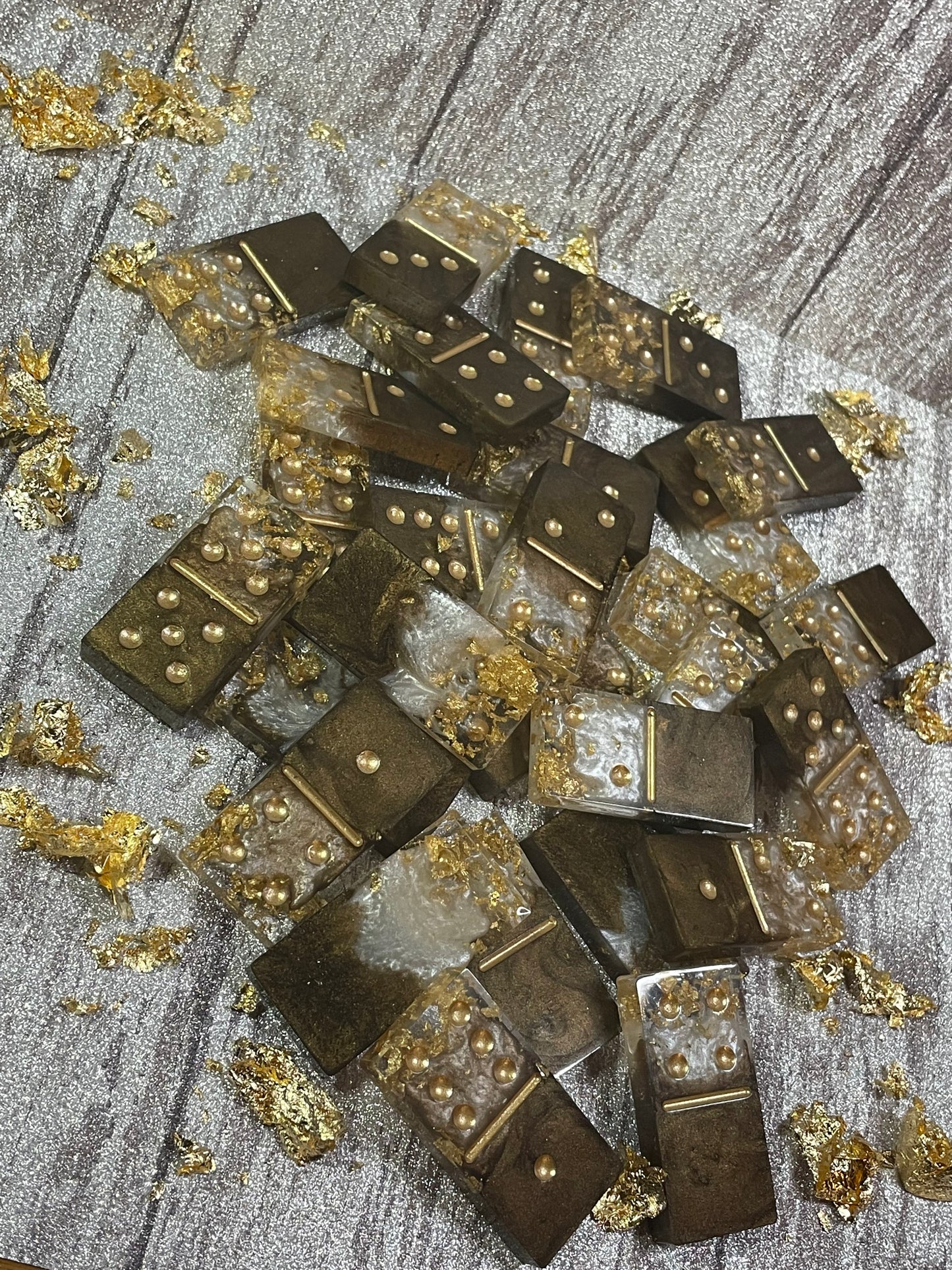 Elegant Gold Leaf Dominos