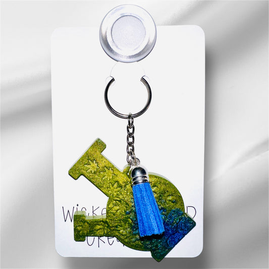 Green&Blue Mini Bong Keychain – Because Even Your Keys Deserve a Hit