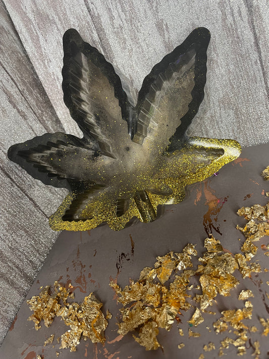 Custom Leaf Ashtray