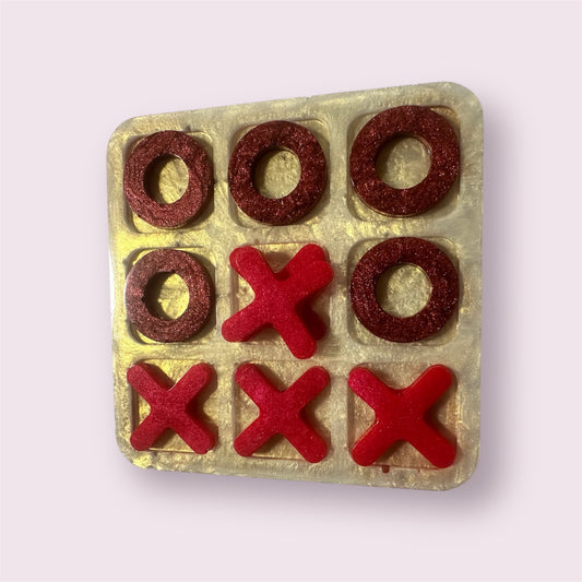 Red&White Tic Tac Toe Board