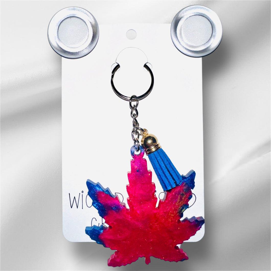 Resin Leaf Keychain – Stay Lifted, Stay Decorated